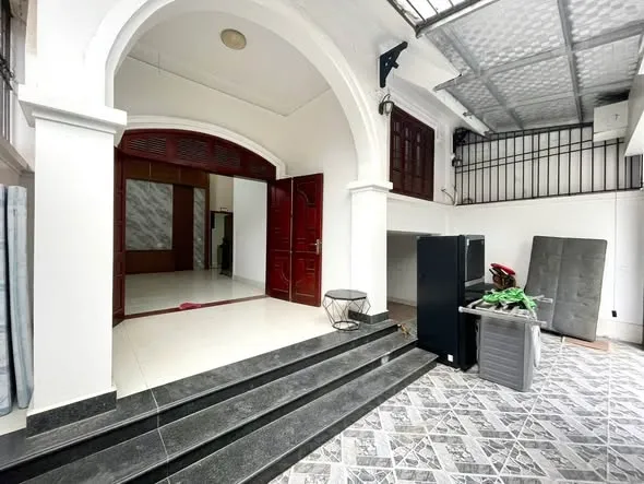 Cho thuê NHÀ 2 TẦNG CĂN GÓC ĐƯỜNG TRẦN QUỐC TOẢN, HÀ HUY TẬP SIÊU ĐẸP PHÙ HỢP Ở GĐ KẾT HỢP LÀM VP...VV