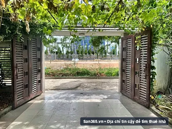 Cho thuê nhà nguyên sát đường 72 - Hưng đông- gần bệnh viện y học cổ truyền