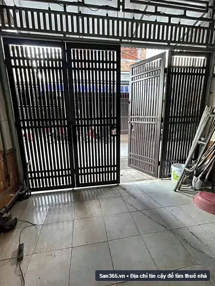 Cho thuê nhà 2 tầng ngõ Tôn Thất Tùng