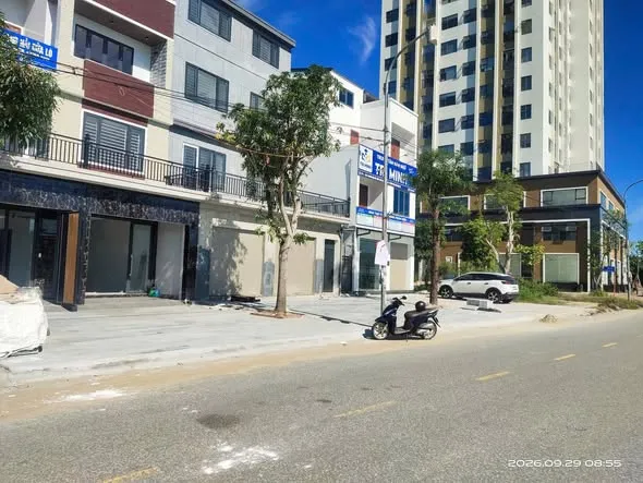 Cho thuê NHÀ 3 TẦNG VỪA Ở VỪA KINH DOANH– ĐƯỜNG NGUYỄN VIẾT XUÂN, TP VINH