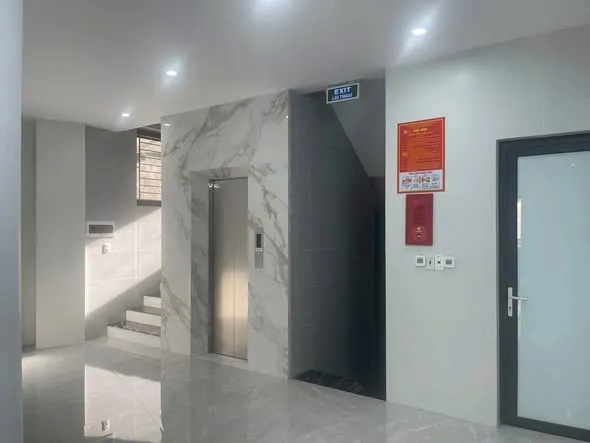 Cho thuê mặt bằng kinh doanh - MB nhà 2 tầng mặt đường Hồng Bàng, cạnh VinCom plaza